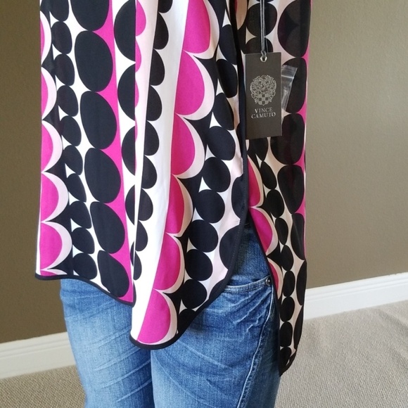 Vince Camuto Sleeveless Blouse - Picture 7 of 13